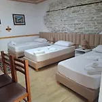 Guest house Arpet