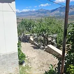 Guest house Arpet Gjirokaster