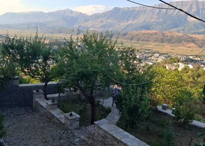Arpet 3* Gjirokastra