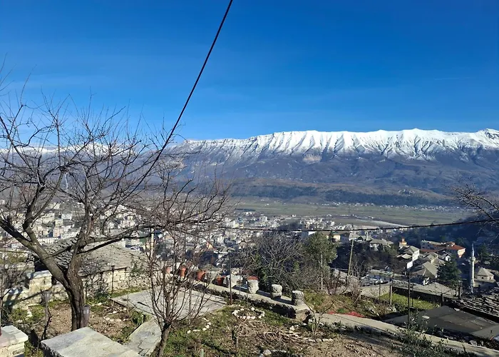 Pensjonat Arpet Gjirokastra