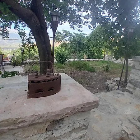 Arpet Guest house